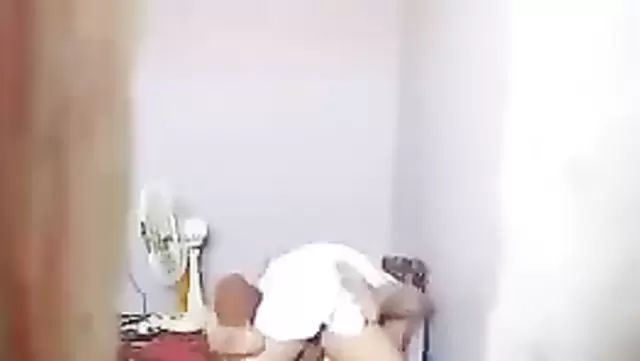 Секс на скрытую камеру с женой узбека